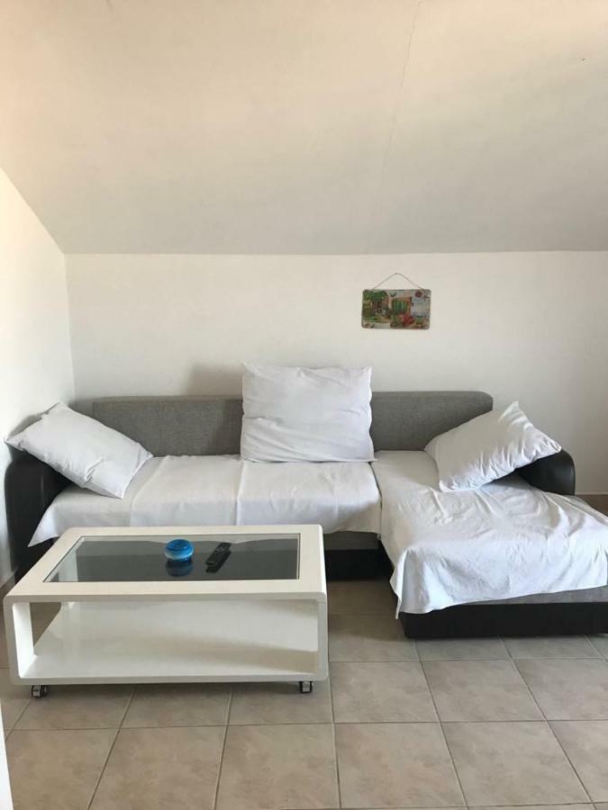 Apartmani Livk Debeljak Eksteriør bilde