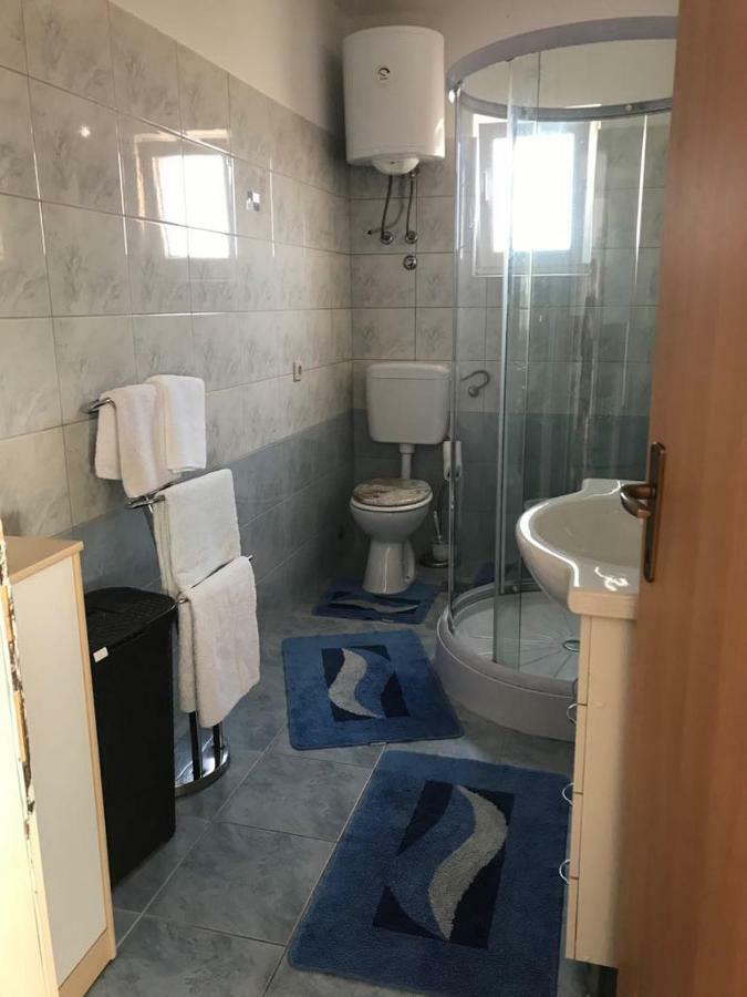 Apartmani Livk Debeljak Eksteriør bilde