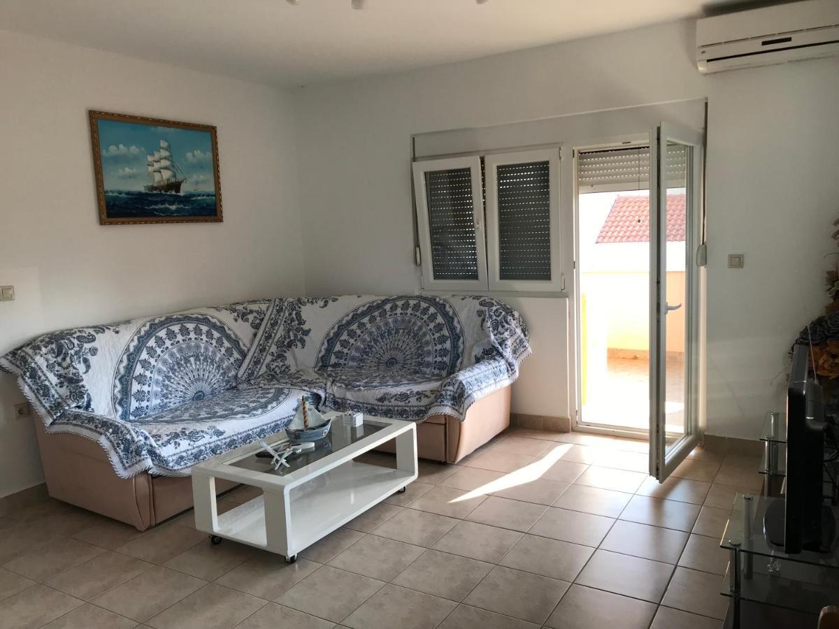 Apartmani Livk Debeljak Eksteriør bilde